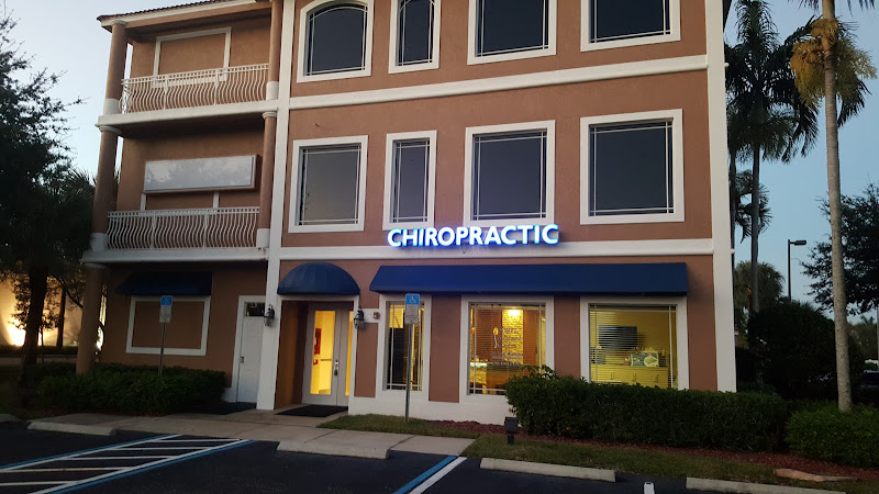 SWFL Spinal Care: Dr Robert Watkins